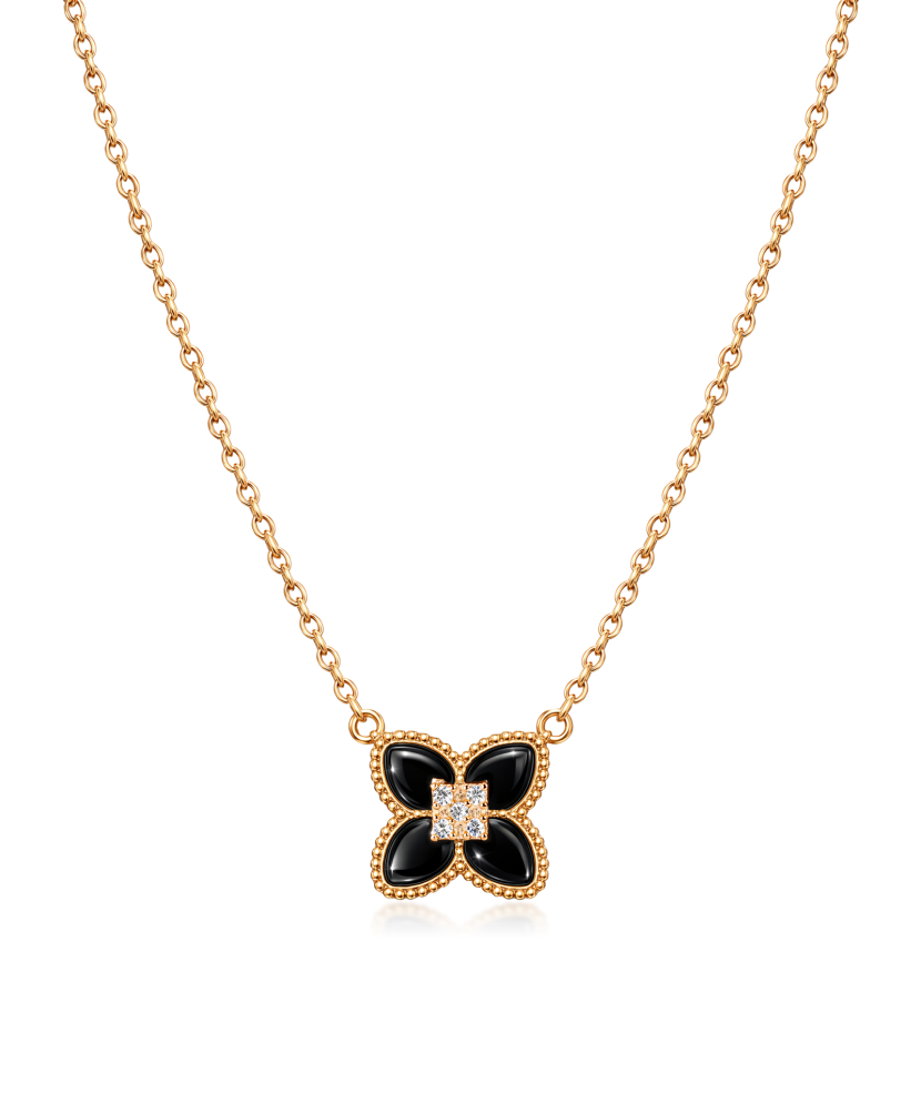 Gold chain with onyx pendant