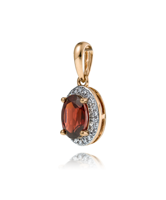 Gold pendant with garnet and diamonds