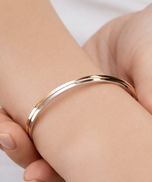 Жёсткий золотой браслет