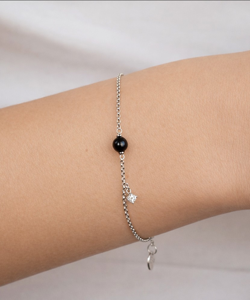 Sterling Silver bracelet with pearl and zirconium