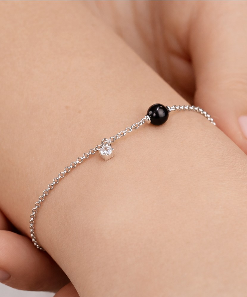 Серебряный браслет с жемчугом и цирконом