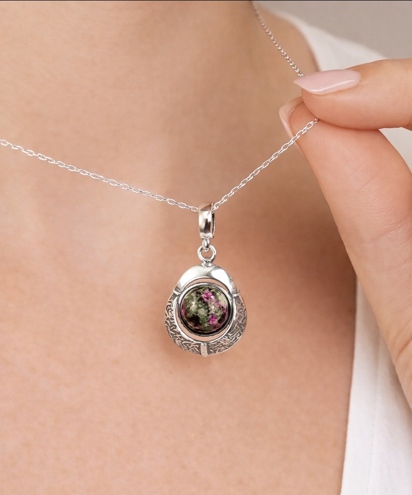 Sterling Silver pendant with jasper