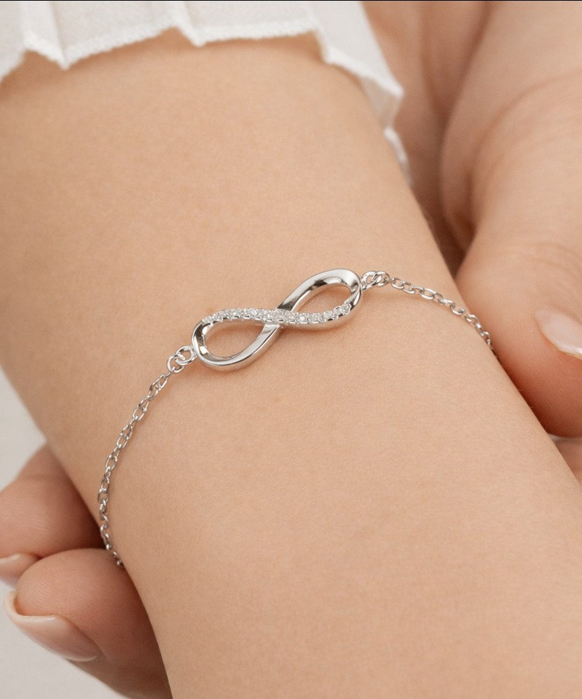 Sterling Silver bracelet with zircons