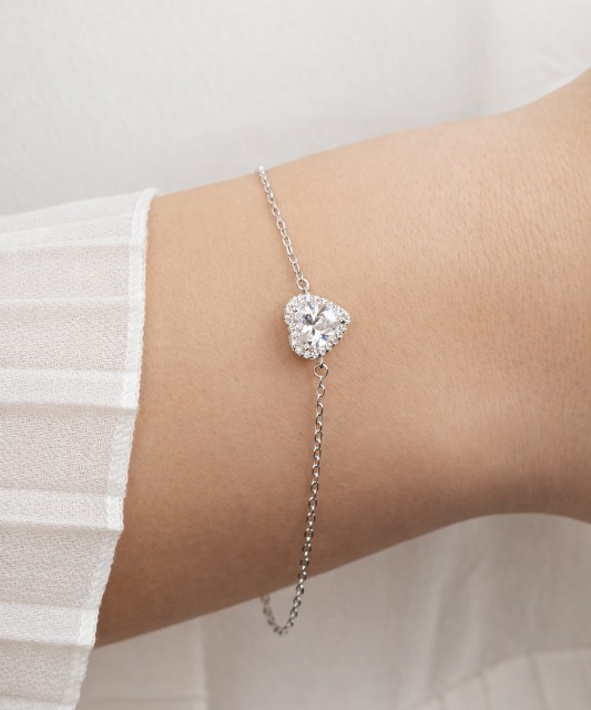 Серебряный браслет с цирконами "Сердечко"