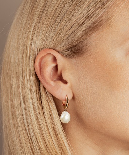 Gilded sterling Silver earrings with Edison pearls