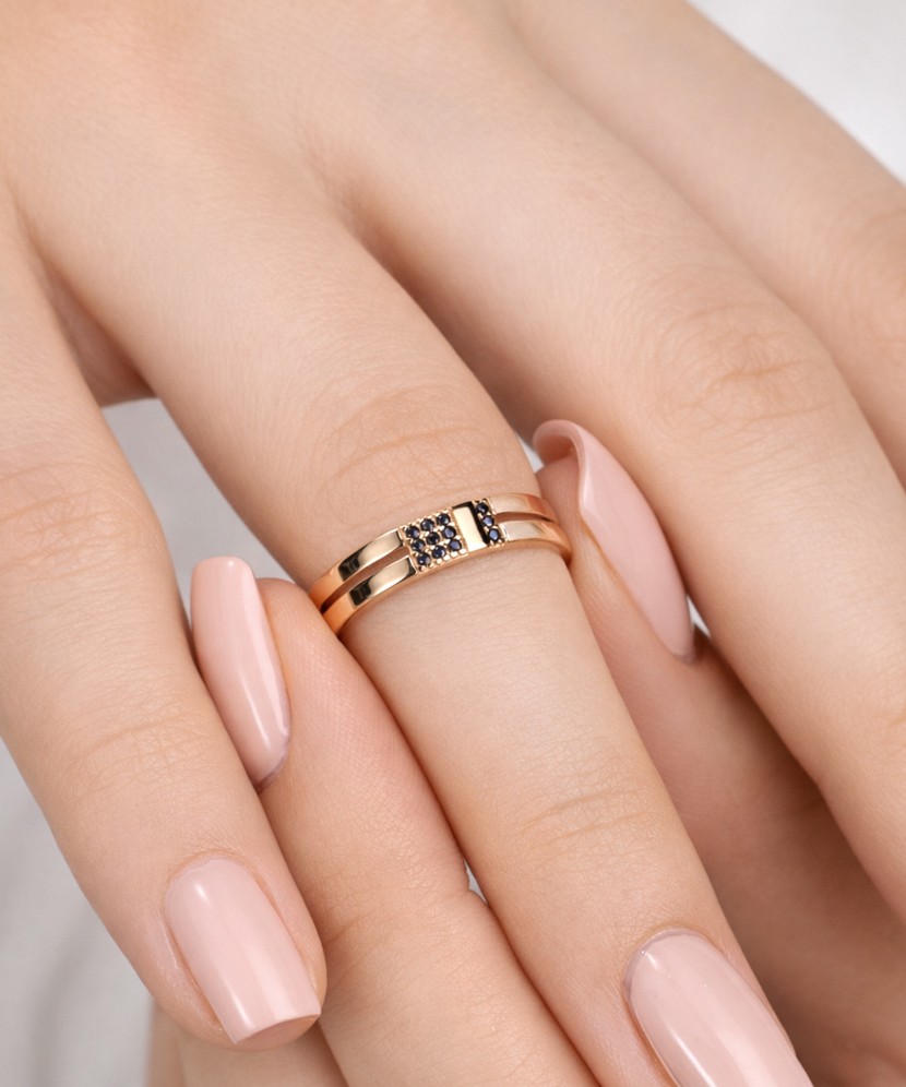 Золотое кольцо с цирконами