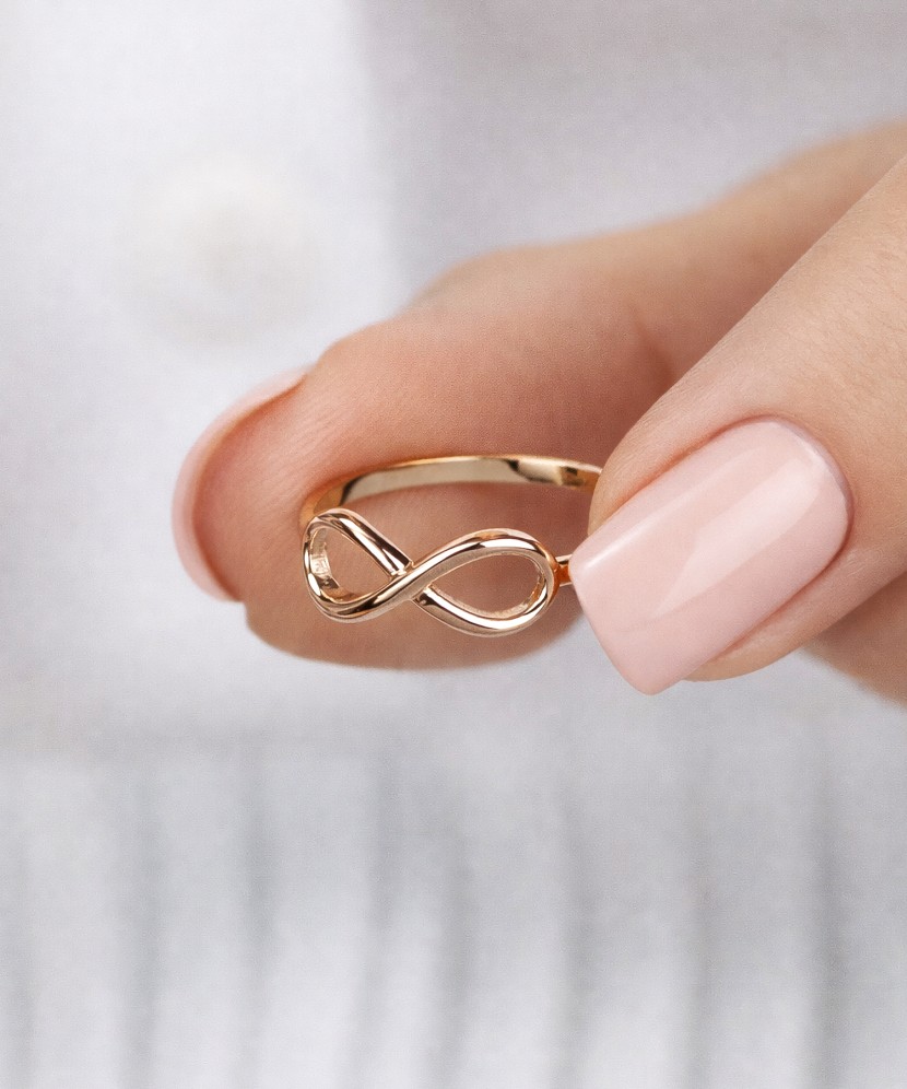 Gold ring "infinity"
