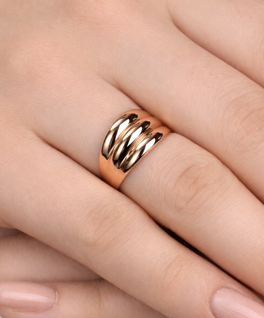 Gold ring