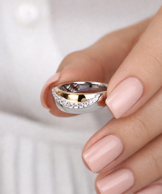 Gilded Sterling silver ring with zircons