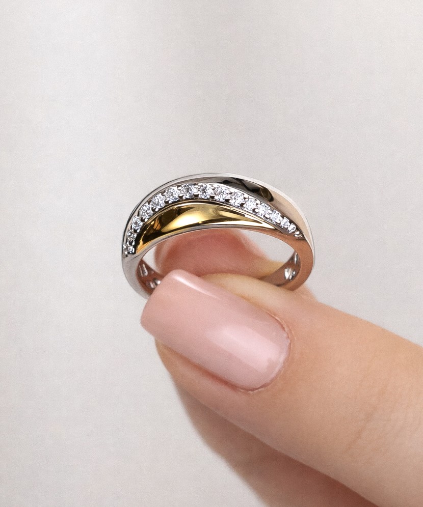 Gilded Sterling silver ring with zircons