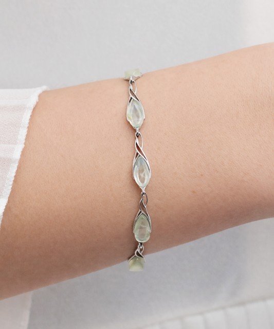 Sterling Silver bracelet with prehnite