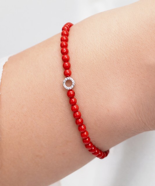 Coral bracelet with zircons and silver