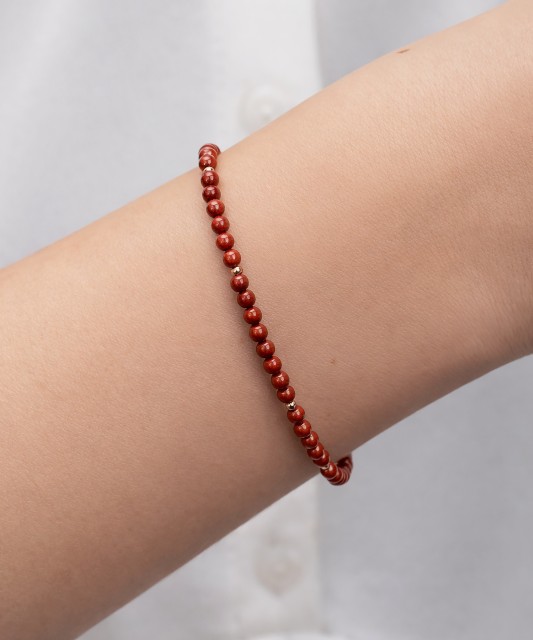 Браслет с яшмой и позолоченным серебром