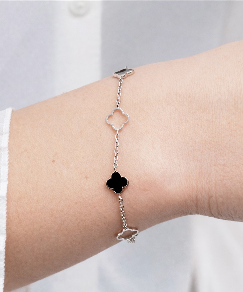 Gold plated sterling Silver bracelet with onyx