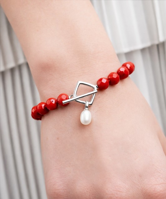 Bracelet with coral and pearl