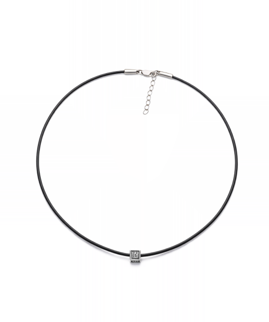 Leather chain with silver