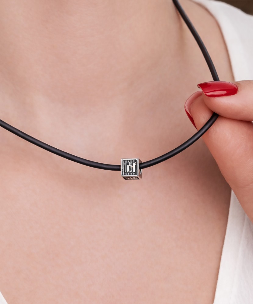 Кожаная цепочка с серебром