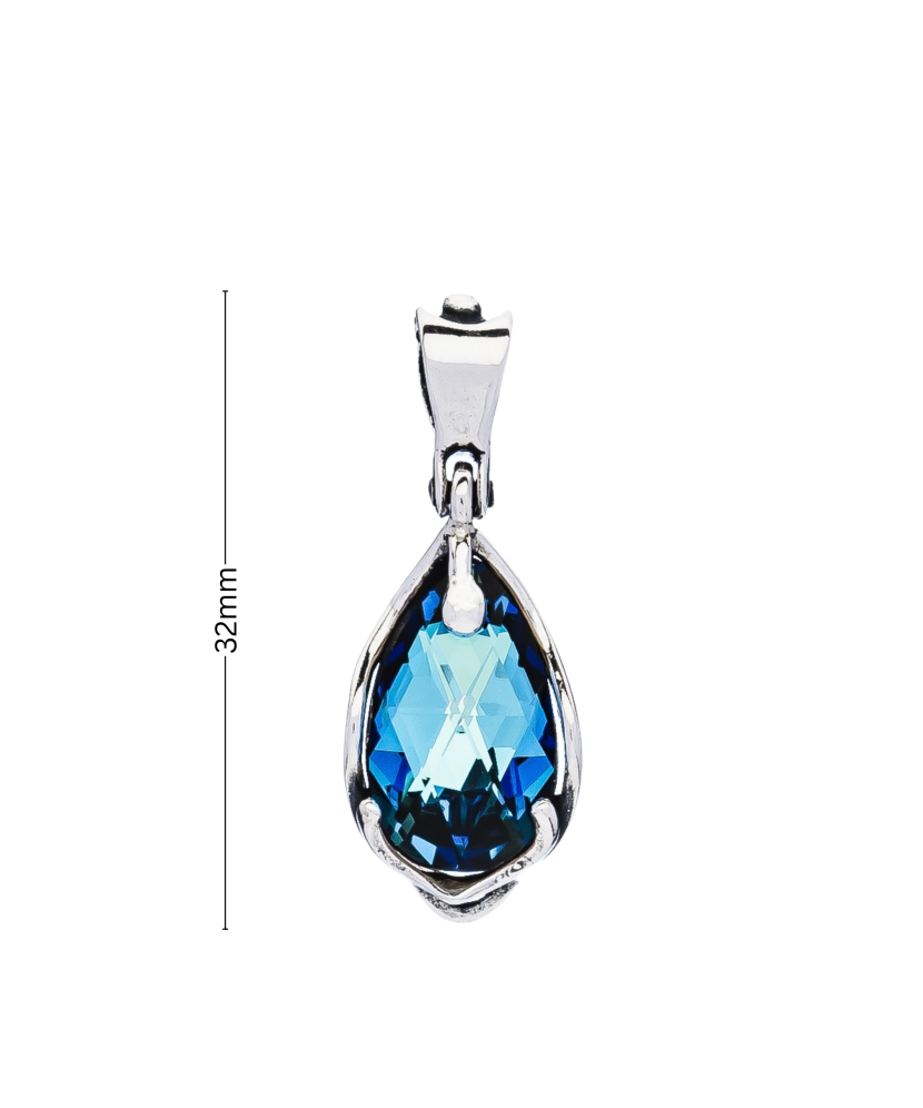 Sterling silver pendant with crystal