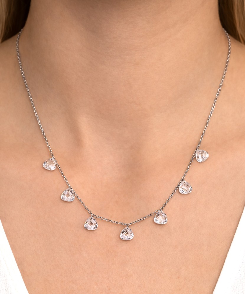 Серебряная цепочка с подвеской из циркона