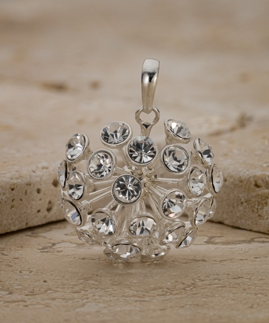 Sterling silver pendant with crystals