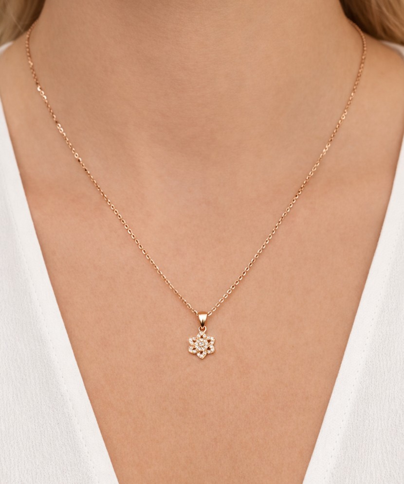 Золотой подвеска с цирконами