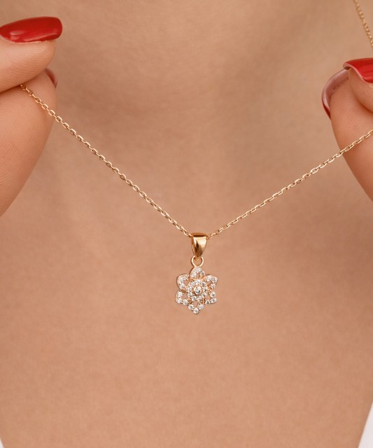 Золотой подвеска с цирконами