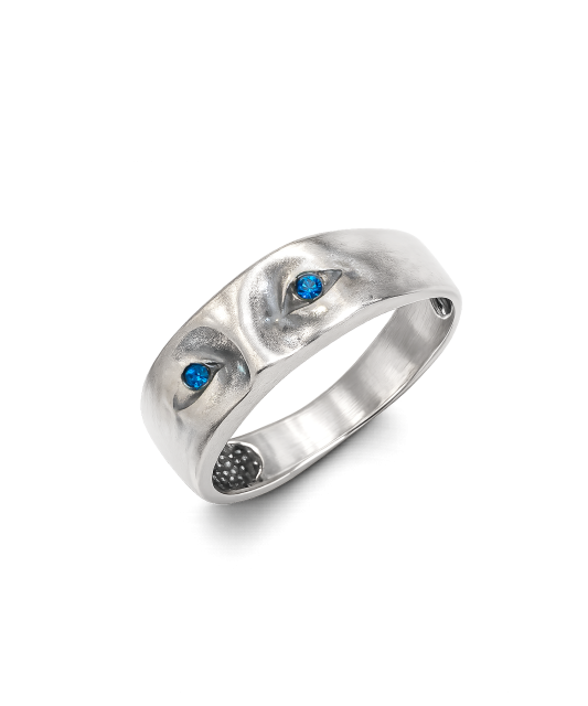 Silver ring with crystals