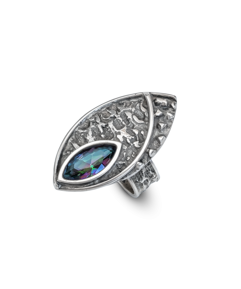 Серебряное кольцо с топазом