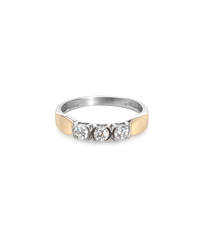 Sterling silver ring gold plated with zircons