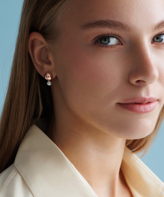 Gilded sterling silver earrings with pearls