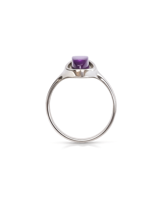 Sterling silver ring with amethyst