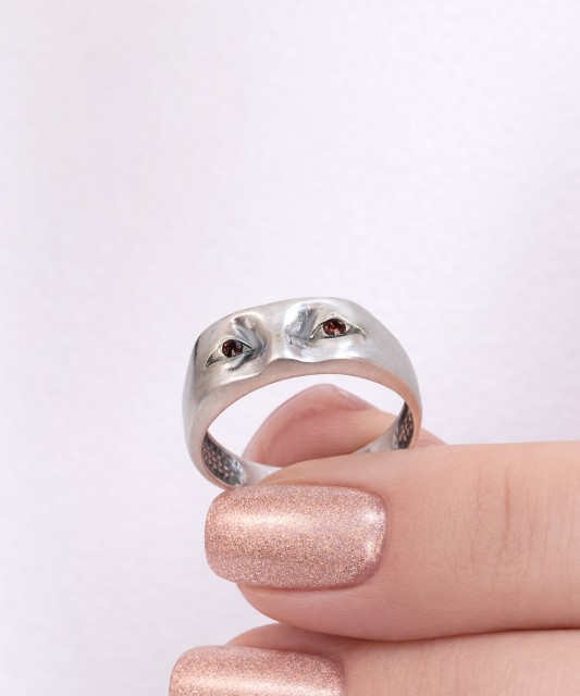 Silver ring with crystals