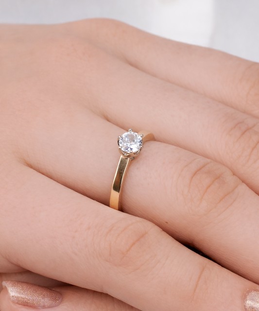 Sterling silver ring gold plated with zircons