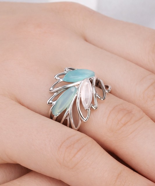 Sterling silver ring with amethyst