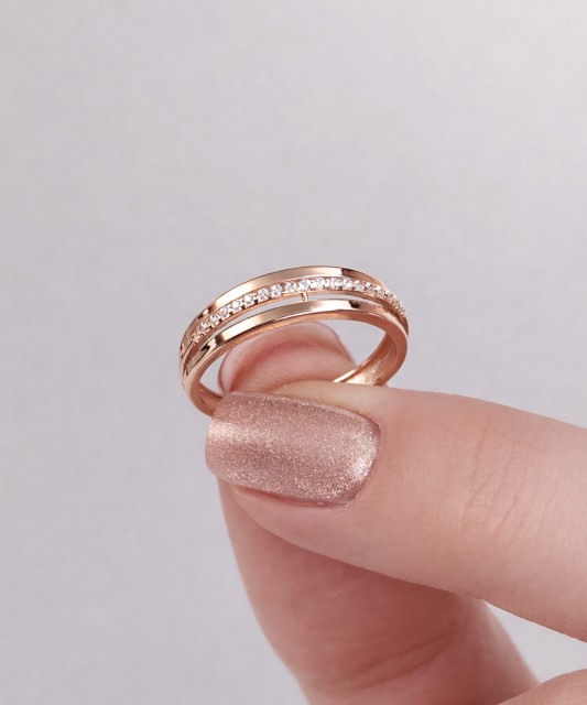 Золотое кольцо с цирконами