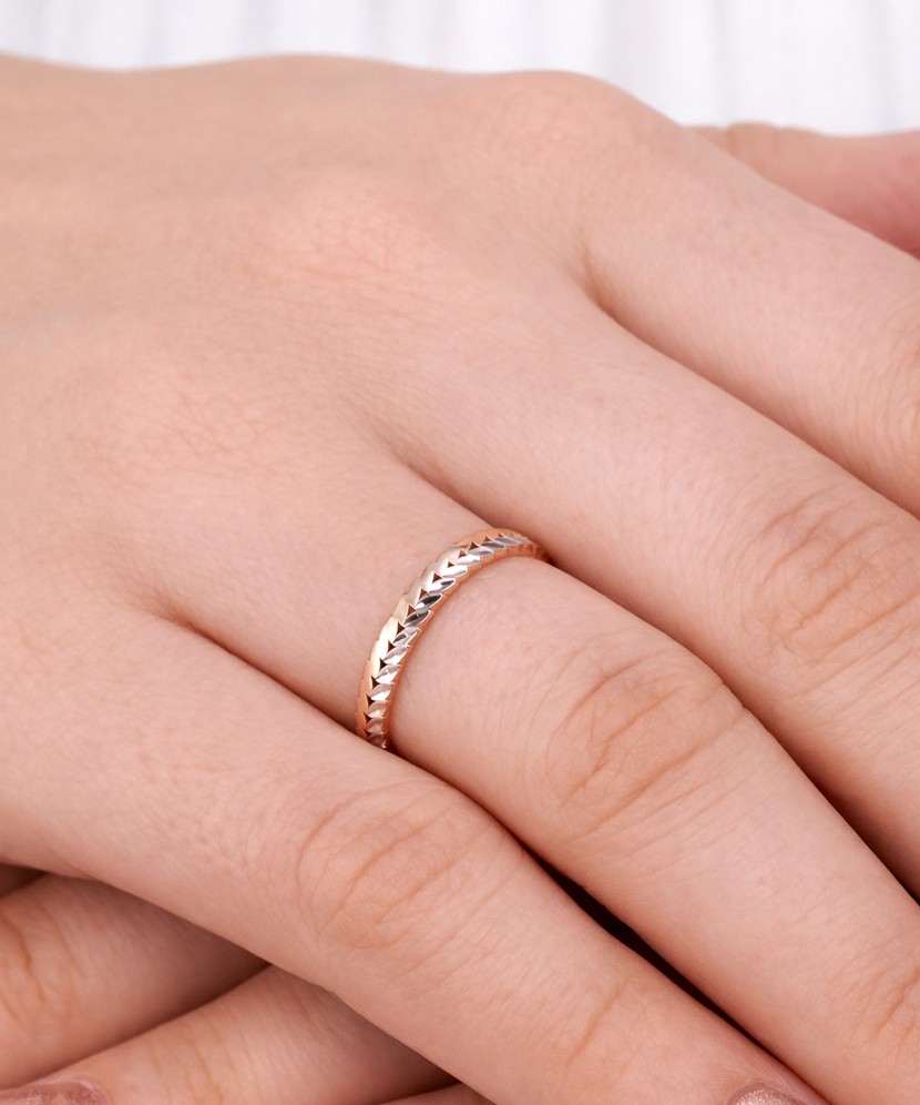 Gold ring