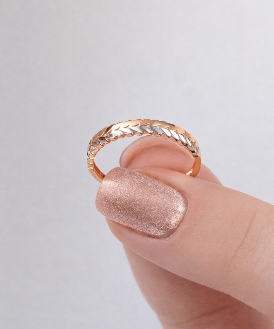 Gold ring