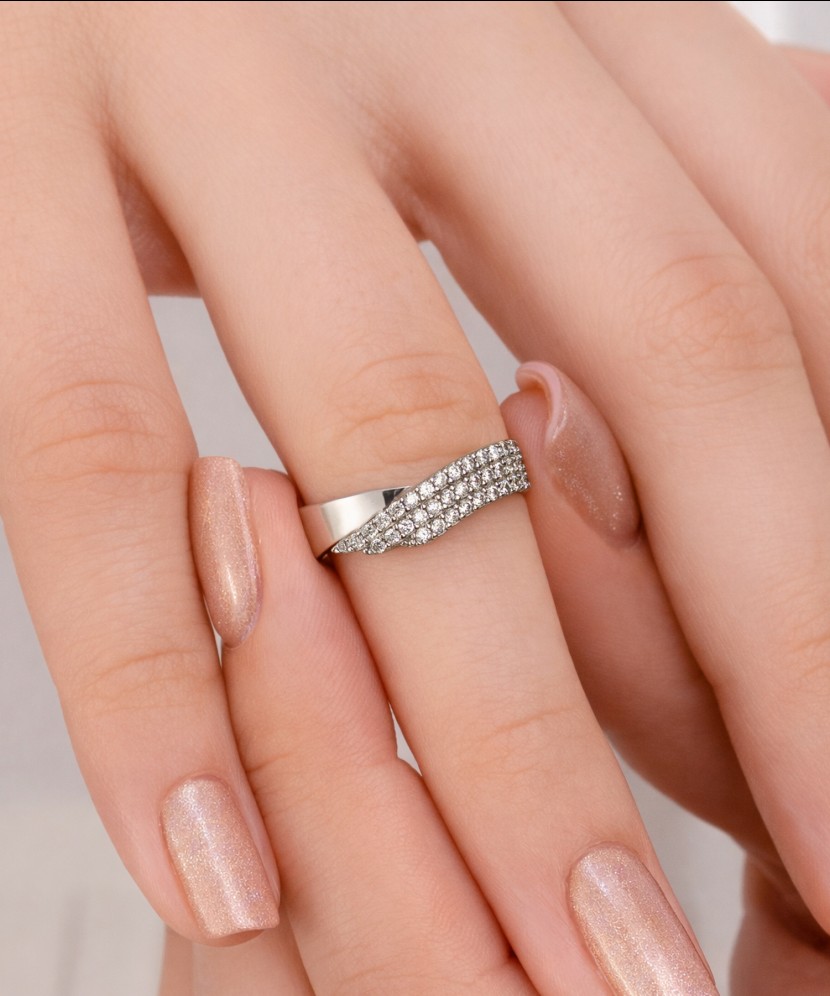 White gold ring with zircons