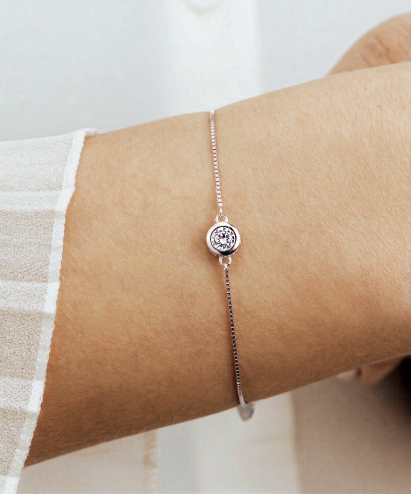 Sterling Silver bracelet with zircons