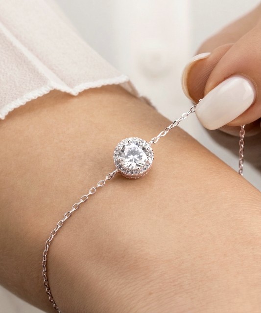 Серебряный браслет с цирконами