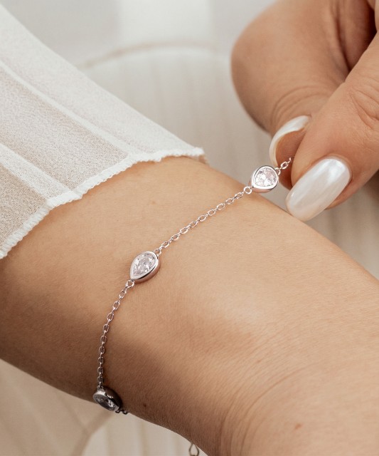 Sterling Silver bracelet with zircons