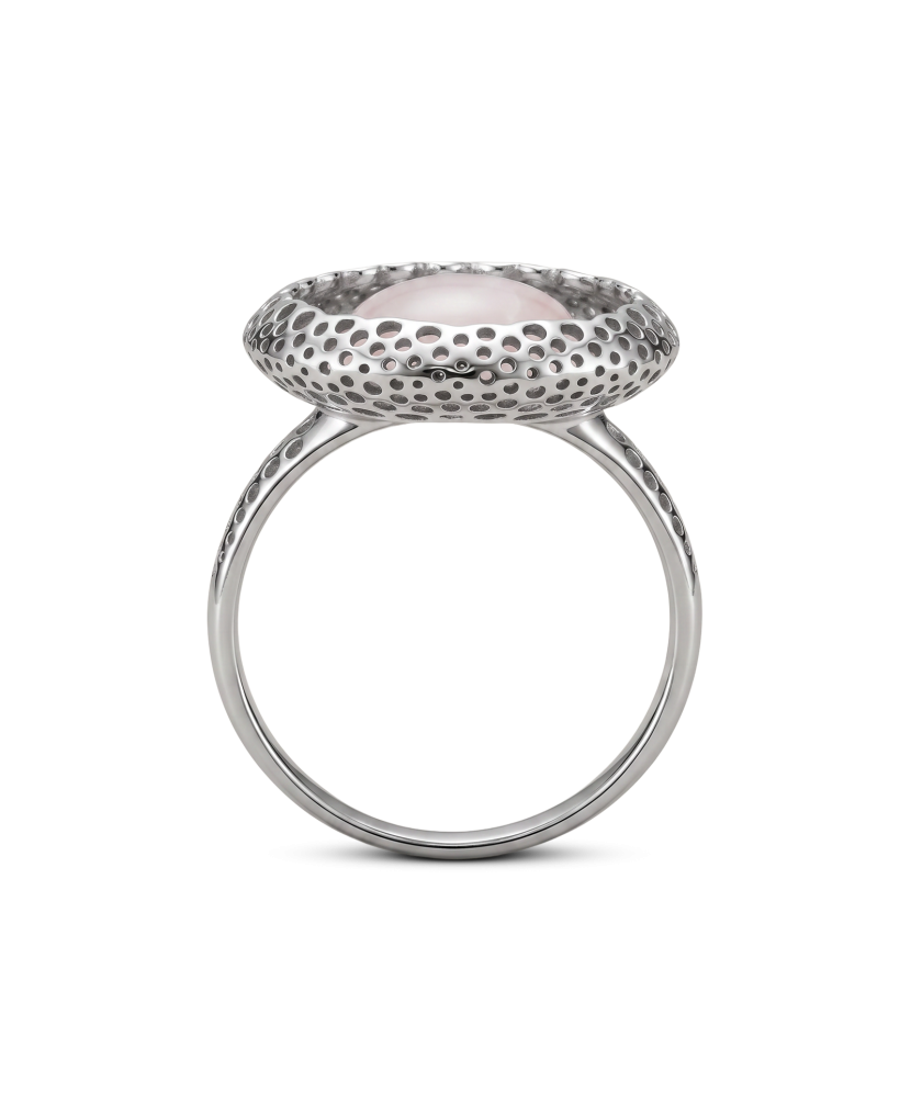 Sterling Silver ring with rose quartz