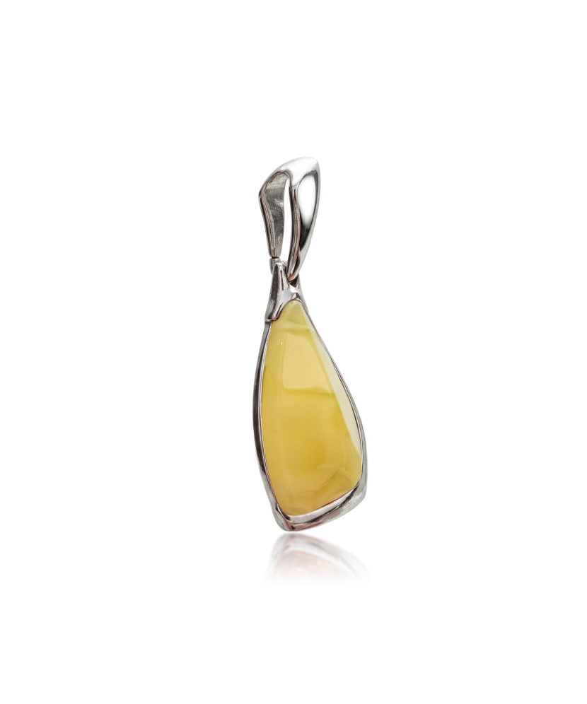 Sterling silver pendant with amber