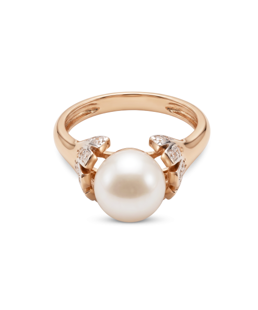 Gold ring with pearl and zircons
