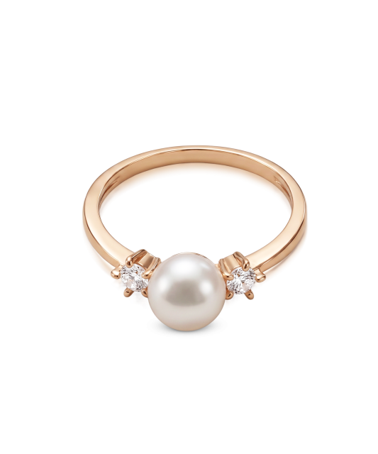 Gold ring with pearl and zircons