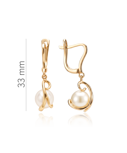Gold earrings with pearls