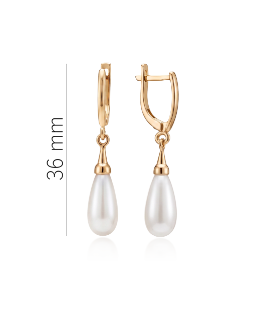 Gold earrings with pearls