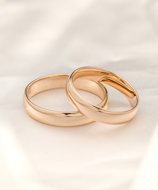 Gold wedding ring 3mm with comfort