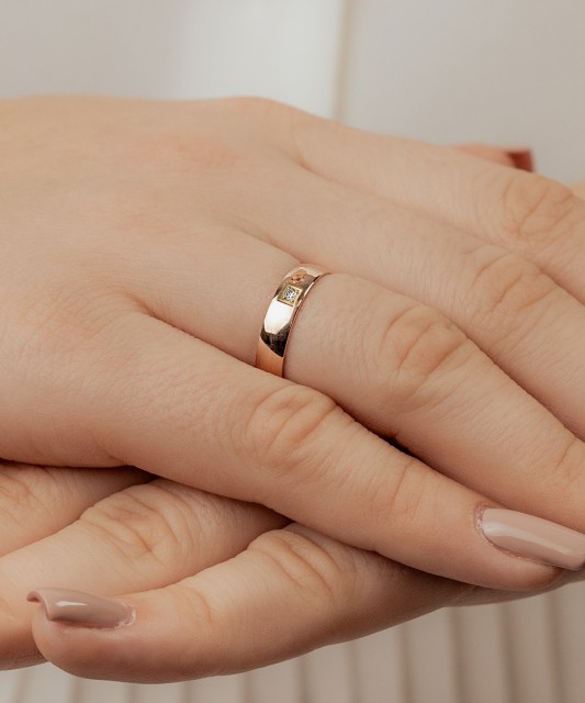 Gold wedding ring with diamond 3mm with comfort