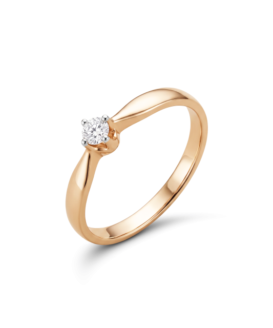 Gold ring with diamond